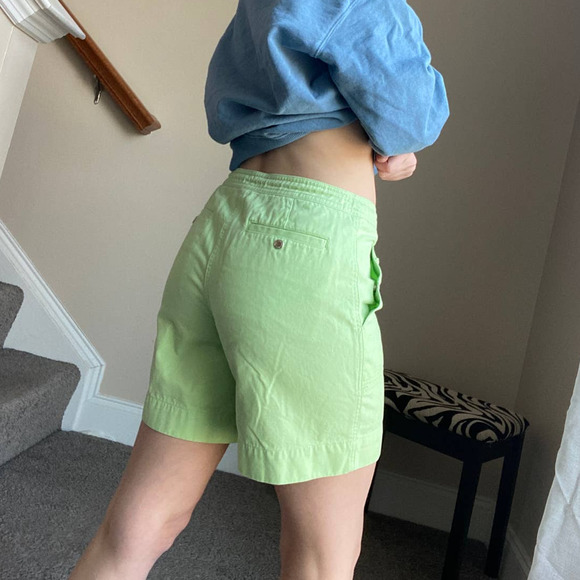 Jones New York lime green lonline drawstring chino shorts, size 4 - Picture 3 of 14